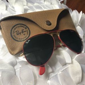 Vintage gently used RED Ray Ban Aviators.
